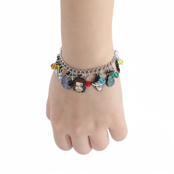 Anime One Piece Charms Bracelets Luffy Shanks Chopper Edward Newgate Cute Cartoon Pendant Hand Chains for Women Fashion Bangles