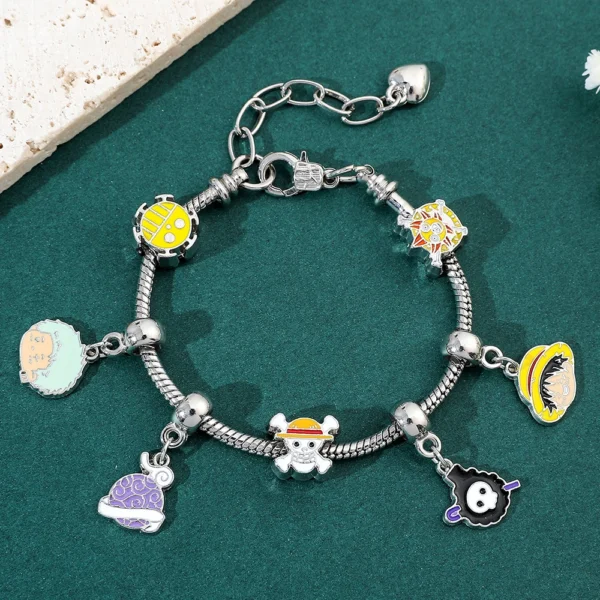 Japan Anime One Piece Bracelets Figure Monkey D. Luffy Pirate Beads Chains DIY Charms Bracelet for Women Jewelry Party Gifts
