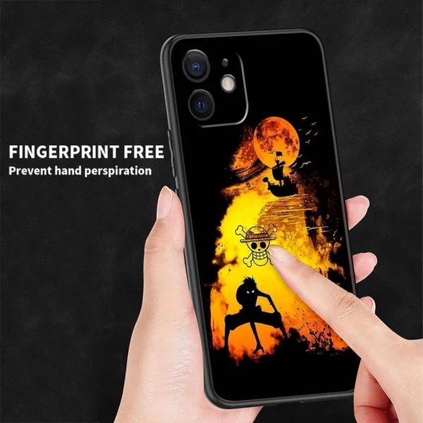 One Piece Anime Cartoon For Apple iPhone 15 14 13 12 Pro Max Mini 11 Pro XS Max X XR 6 7 8 Plus SE 2020 Black Soft Phone Case